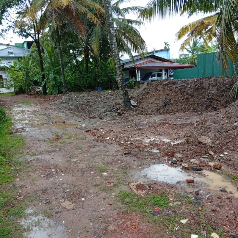 6 Perch Land for Sale in Ambathale, Angoda