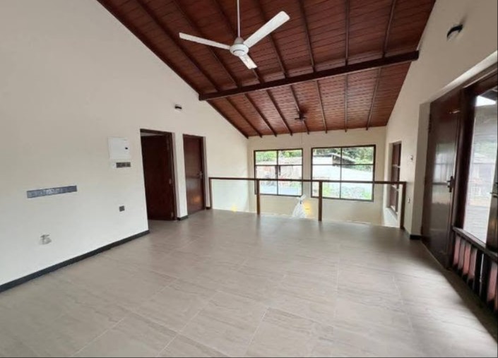 Super Luxury House for Sale – Battaramulla